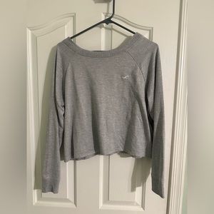 Long sleeve grey shirt
